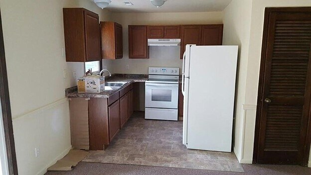 Foto del edificio - 10522 Oakforest Ct