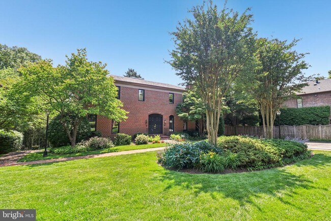 Foto del edificio - 3233 Ellicott St NW
