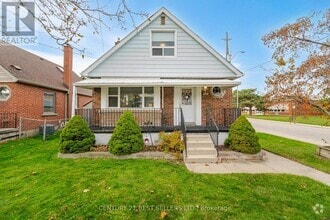 Building Photo - 204 Summerhill Ave