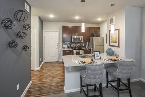 Foto del edificio - 715 W Slaughter Ln