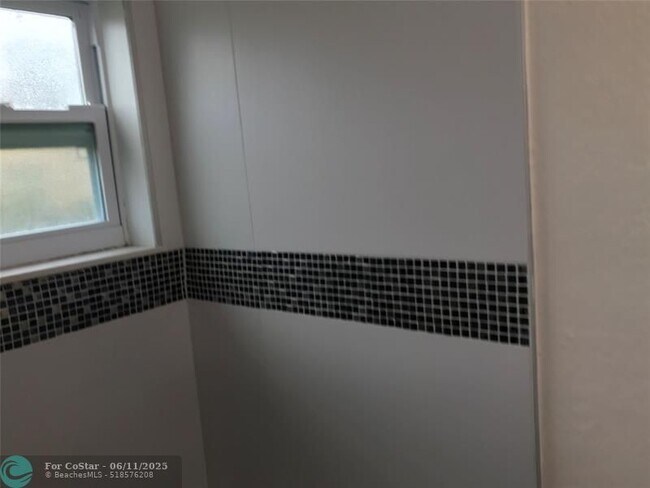 Foto del edificio - 8424 NW 23rd St