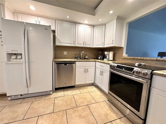 Foto del edificio - 901 W Cypress Ln