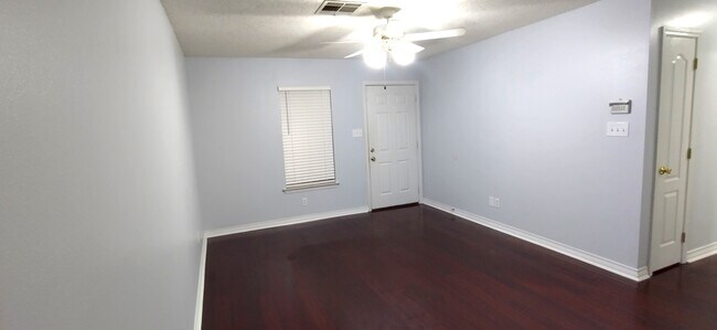 Building Photo - 2717 Bayou Bleu Dr