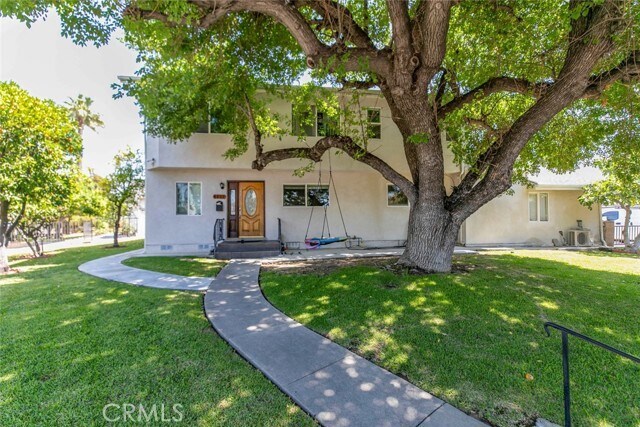 Foto principal - 6602 Charlesworth Ave