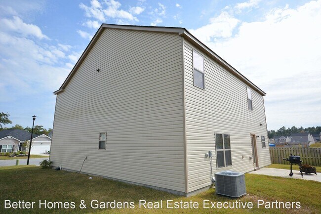 Building Photo - 4 br, 2.5 bath House - 231 Sims Ct