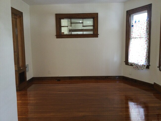 Foto del edificio - 712 Bishop Ave