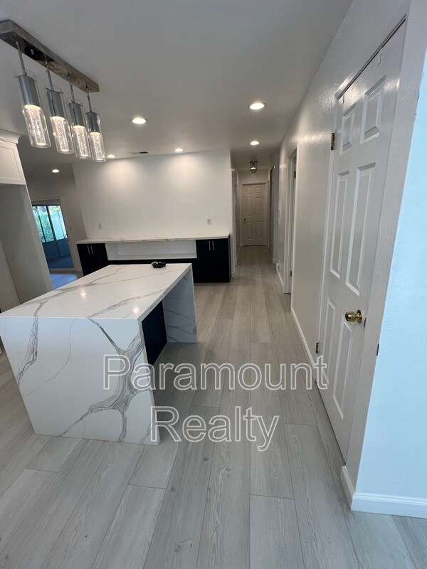 Foto del edificio - 2623 Ascot Way