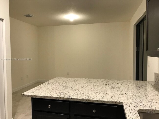 Foto del edificio - 10390 W 33rd Ln