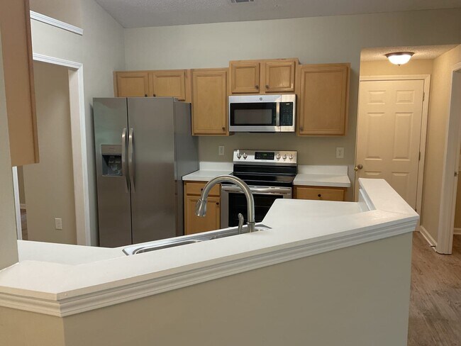 Building Photo - 1033 Rolling Ridge Ln