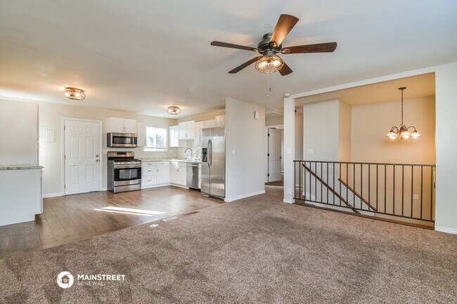 Building Photo - 3115 Fireweed Dr