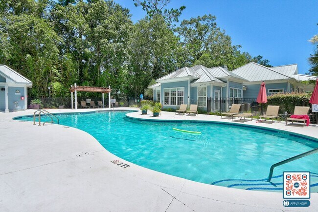 Building Photo - MOVE IN THIS YEAR - FREE MONTH'S RENT IN 1st 90 DAYS!