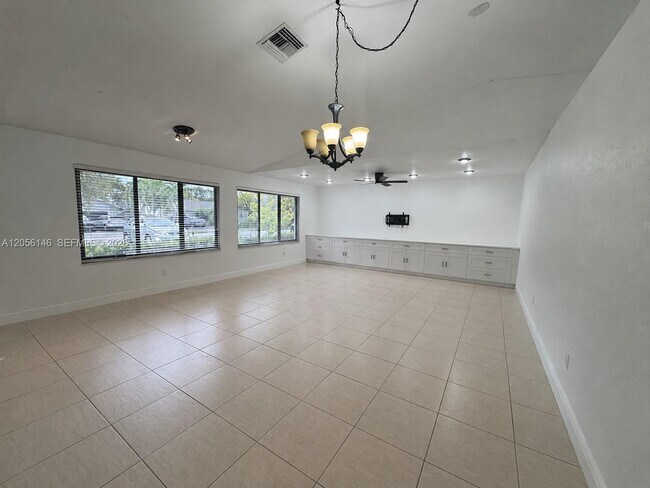 Foto del edificio - 13304 SW 102nd Terrace