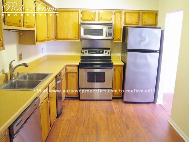 Building Photo - 250 S Estes Dr