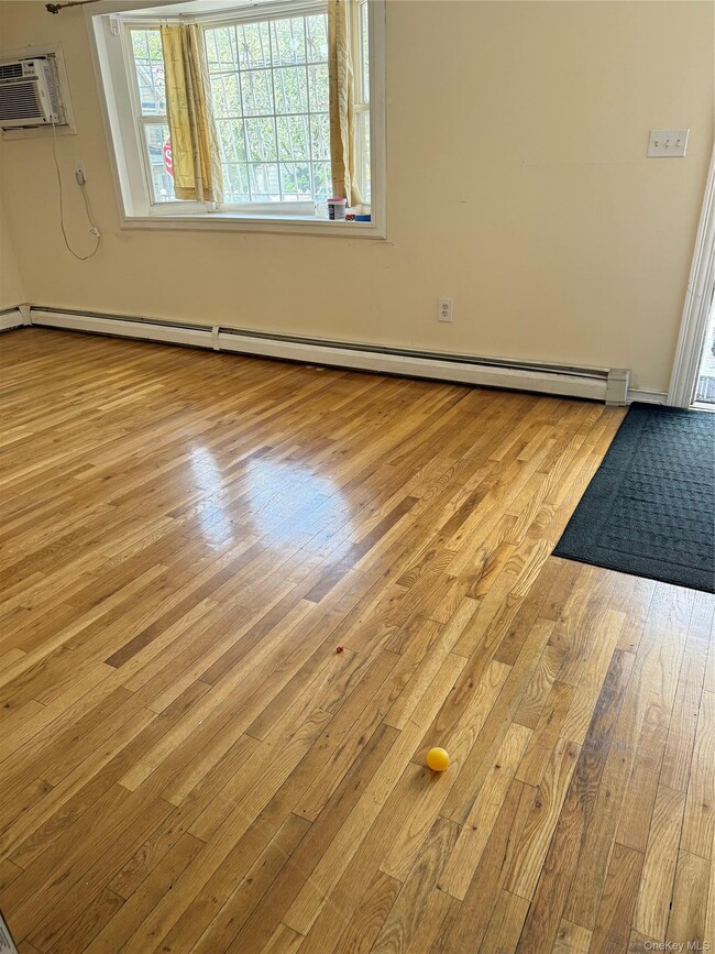 Foto del edificio - 143-04 105th Ave