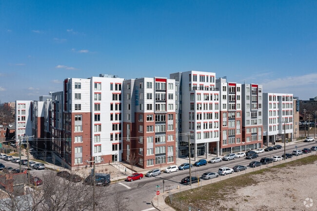 Yugo Cincinnati Deacon - Yugo Cincinnati Deacon Apartments