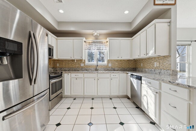 Building Photo - 65 Fitch Meadow Ln