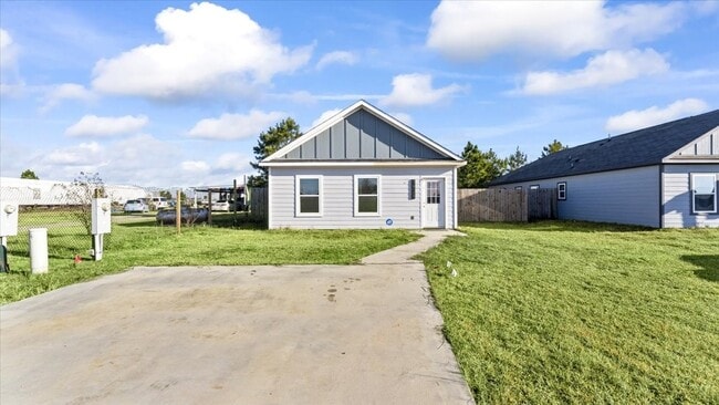 Foto del edificio - 1428 Rd 5607