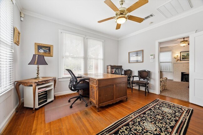 Building Photo - 512 Heights Blvd