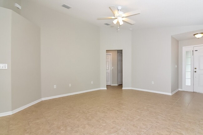 Building Photo - 10307 Granada Green Ct