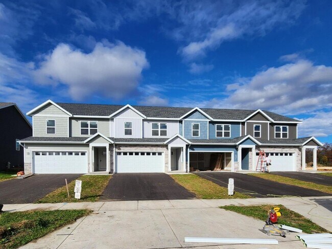 Foto del edificio - 3406 Green Pastures Ln