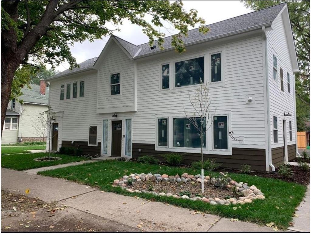 Foto principal - 2106 SE Fairmount St