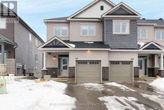 Building Photo - 1011 Kijik Cres