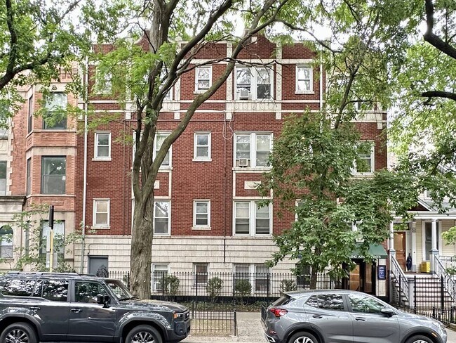 Building Photo - 2849 N Burling
