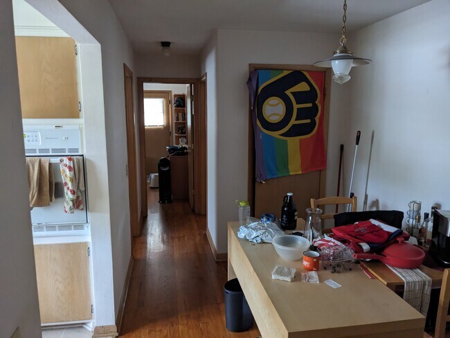 Foto del edificio - 930 S Brooks St