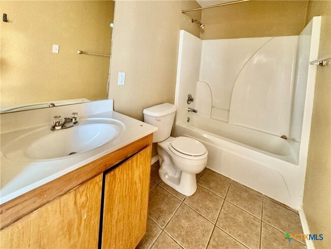 Foto del edificio - 212 Dale Earnhardt Dr