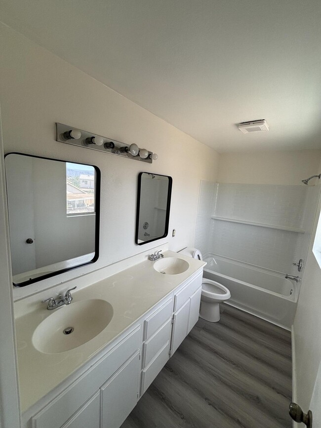 Building Photo - 50765 Chiapas Dr