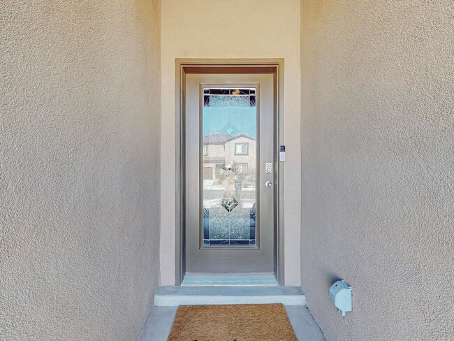 Building Photo - 2023 Silver Dollar St SE