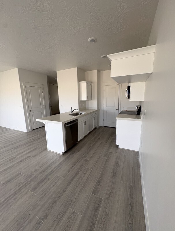 Foto del edificio - 2019 E Canyonlands Ln