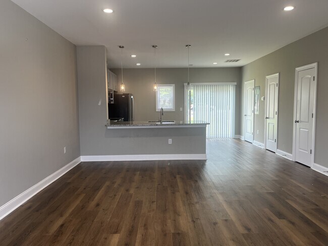 Building Photo - 20 Dulcet Ct