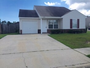 Building Photo - 13375 Chris Dr