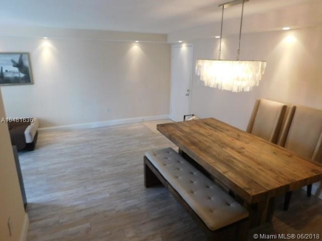 Foto del edificio - 210 SW 11th St