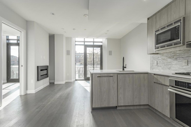 Foto del edificio - 140 Shawmut Ave
