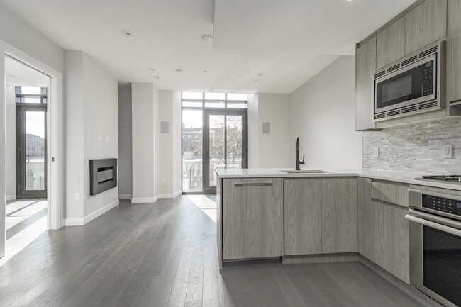 Building Photo - 140 Shawmut Ave