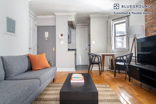 Foto del edificio - 118 Christopher St