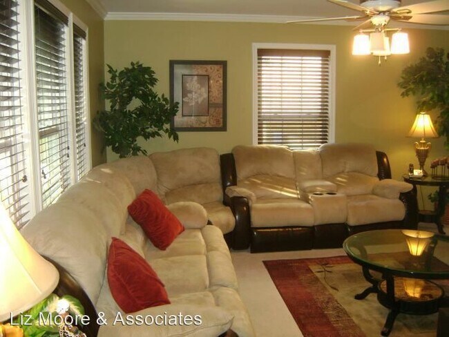 Foto del edificio - 3 br, 2.5 bath House - 216 Lincoln Street