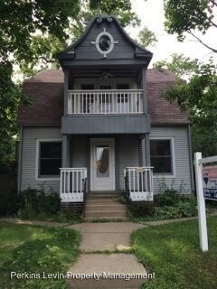 Building Photo - 1 br, 2 bath House - 2812 Fremont Ave S