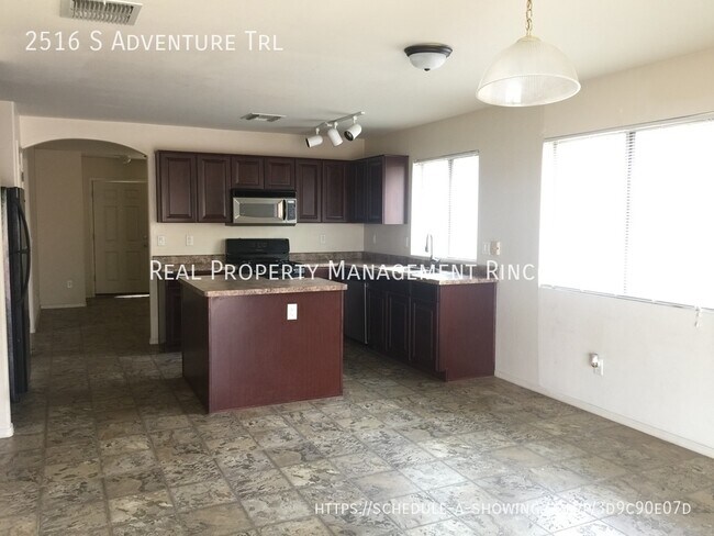 Building Photo - COMING SOON!! Wonderful 3bed/2bath minutes...