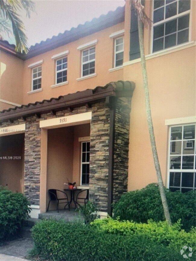 Building Photo - 9391 SW 171st Ct