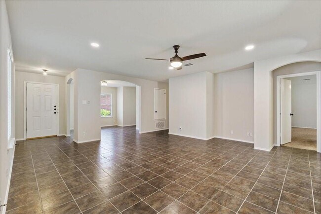 Building Photo - 9100 Frock Ct
