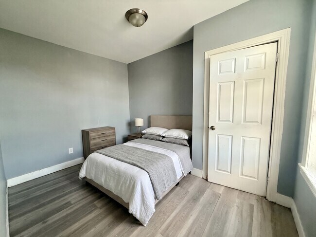 Foto del edificio - 5210 Master St