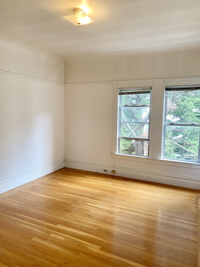 Building Photo - 183 Parnassus Ave