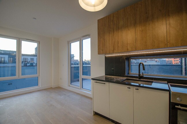 Foto del edificio - 961 Willoughby Ave