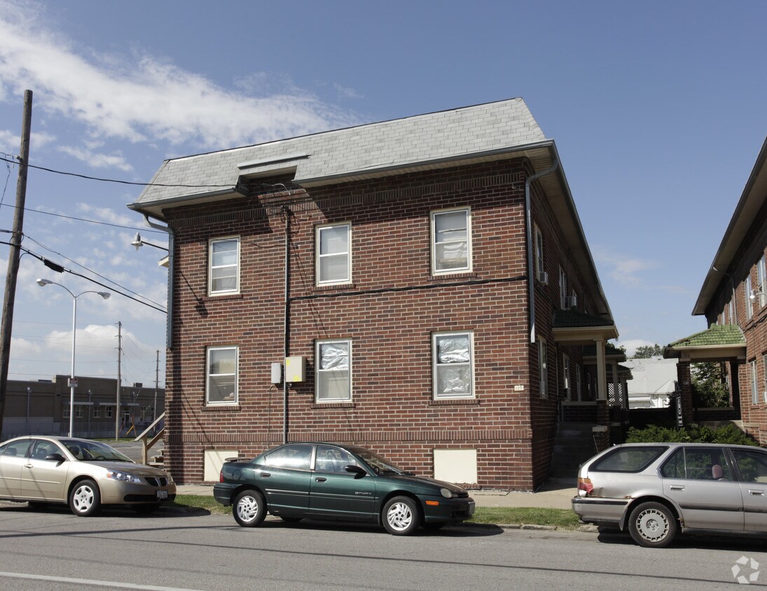 Foto del edificio - Washington Court Apartments