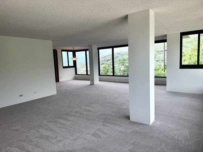 Foto del edificio - 250 Kawaihae St