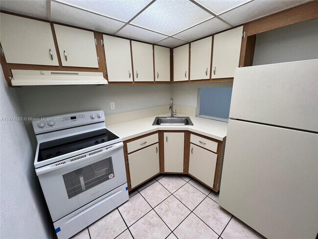 Foto del edificio - 4550 NW 9th St