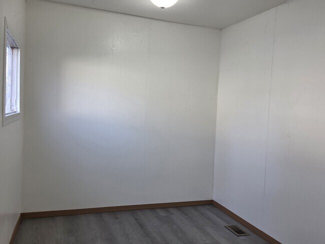 Foto del edificio - 408 E 46th St